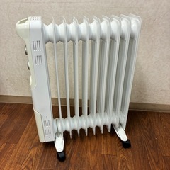 アイリスオーヤマ ウェーブ型オイルヒーター POH-1210KS-W2019年製の画像