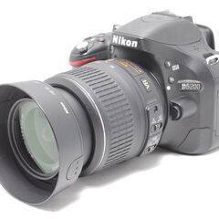 回転画面で自由な角度で撮影 Nikon D5200 スマホ転送OKの画像