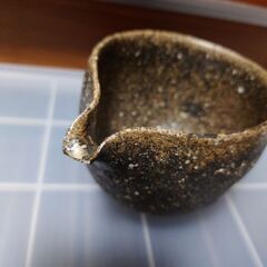 鶴見宗次　片口　黒　手びねり　酒器　陶芸の画像