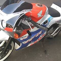 HONDA VFR400R-2 白/赤 格安提供車 エンジン始動確認 半額配送キャンペーン 期間限定価格 現状渡し諸経費￥0- 横浜 P-Yard の画像