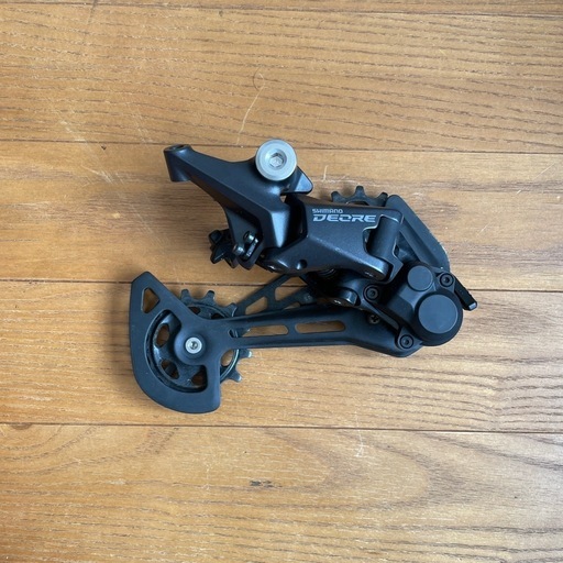 SHIMANO RD-M5100 11s 
リアディレーラー