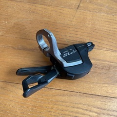 SHIMANO SL-M7000-11 11s 
リアディレーラー シフター の画像