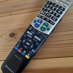 【T09】32V型 液晶テレビ SHARP シャープ AQUOS アクオス LC-32D30 2008年製 リモコン付き 中古品の画像