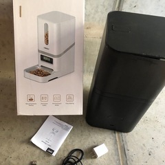 ★ペットの自動餌やり器★自動給餌器の画像