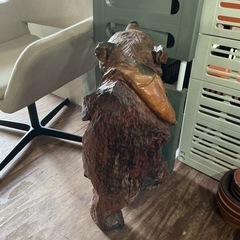 木彫りのくま🐻1点物‼️熊の置物茶色ブラウン置物くま木彫り の画像