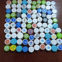 ペットボトルキャップ500個の画像
