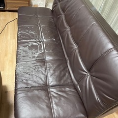 ソファ　
ベッドの画像