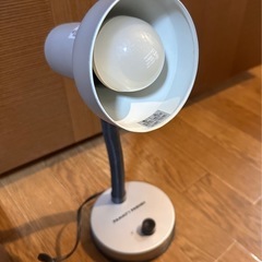 小型スタンドランプの画像