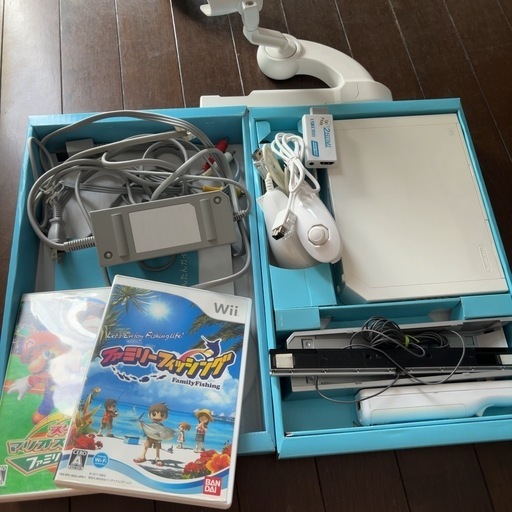 wii本体 ソフト2本セット wii 本体 ソフト2本・サオコン付き (まり) 五十市のテレビゲーム