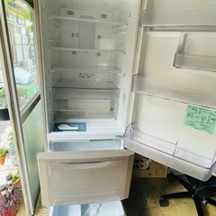 ファミリー用　大型　冷蔵庫　370Lの画像