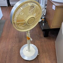 扇風機　No.3744　mood　2011年製　リモコン付き　※破損個所あり(羽根後ケーブルカバー)、リモコン電池なし　【リサイクルショップどりーむ天保山】の画像