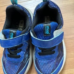 子どもサンダル靴３足の画像