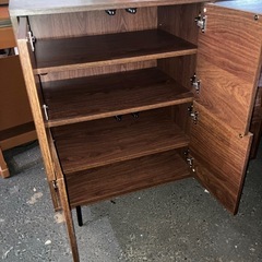 ロ2508-181 キャビネット 木目ブラウン 中古美品の画像