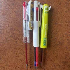 ボールペン3本セット　赤　青の画像