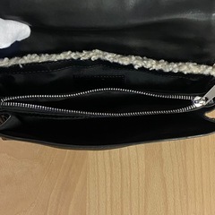 ザラショルダーバッ
グ Zara shoulder bagの画像