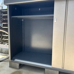 屋外物置　鍵付きの画像