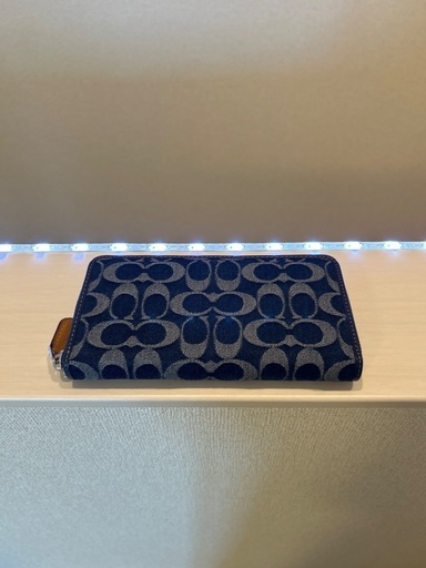 コーチの財布です。