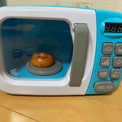【500円】 くるくる回るよクッキングレンジ&アンパンマンパン おままごとの画像