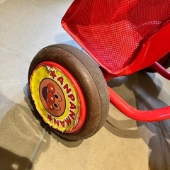 アンパンマン三輪車
の画像