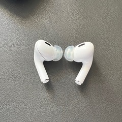 AirPods Pro 第二世代　本体　ライトニングの画像