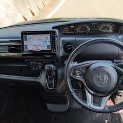 令和2年式　HONDA　N-BOXカスタムの画像