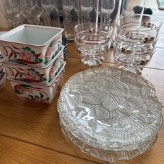 食器の画像