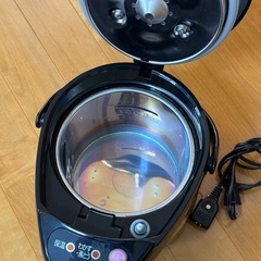 電気ポットの画像