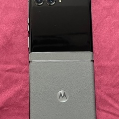 ② motorola razr 50s 未使用品の画像