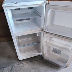 ミニ冷蔵庫　必要な方貰ってください！の画像