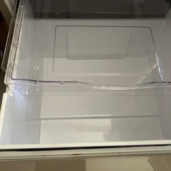 冷蔵庫　265ℓ 1520㎝　２０１７年製　
可動品の画像