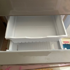 冷蔵庫　265ℓ 1520㎝　２０１７年製　
可動品の画像