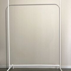 [無料] IKEA ハンガーラック2点の画像