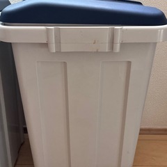 ダストボックス、ゴミ箱、45リットル　３点セットの画像