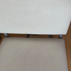 カウンター椅子の画像