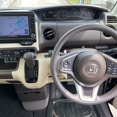 平成30年式　HONDA　N-BOXの画像