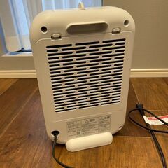 アイリスオーヤマ ヒーター セラミックファンヒーター 1200Wの画像