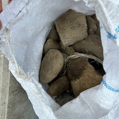砂利　岩　土嚢袋x7の画像