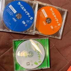 DVD/CDラベル作成用ソフトとCD-Rのセット。の画像