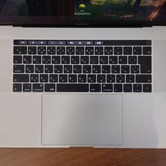 MacBook Pro 15インチ 2018 i7 32GB 512GBの画像