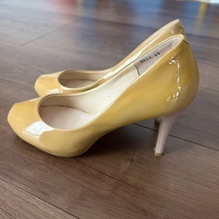 23区　オープントゥパンプス　23センチの画像