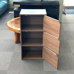店頭引き渡し 中古 収納ボックス 3段 木製 ラック 棚 家具の画像