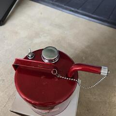 ガソリン携行缶の画像
