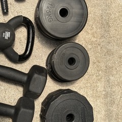 【無料でお譲り致します】筋トレセットの画像