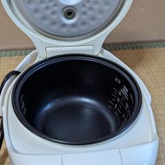 炊飯器の画像