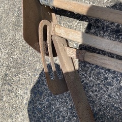 農具とノコギリの画像