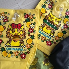 キッズ　水着　ラッシュガードの画像