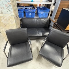 (決まりました)結婚式で使用したソファー　椅子　全部で1000 ...