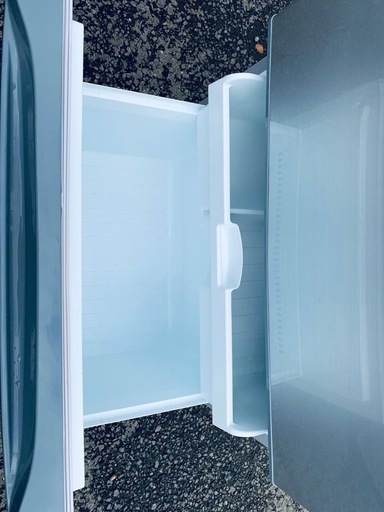 ②✓TOSHIBAノンフロン冷凍冷蔵庫✓ ✓GR-S33S✓