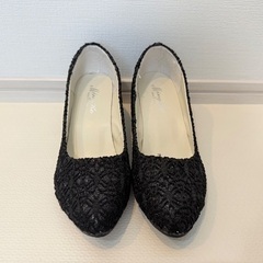【定価1,980円・新品】パンプス 24.5cm 総レース ラメ入り ローヒール 黒 ブラック フェミニンの画像