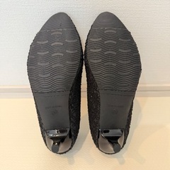 【定価1,980円・新品】パンプス 24.5cm 総レース ラメ入り ローヒール 黒 ブラック フェミニンの画像